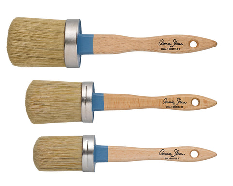 Medium Annie Sloan Brush