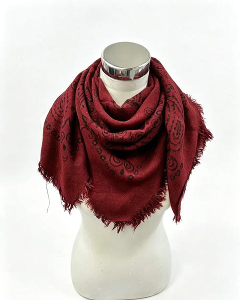5467354-K3/K23 Square wool scarf with paisley pattern