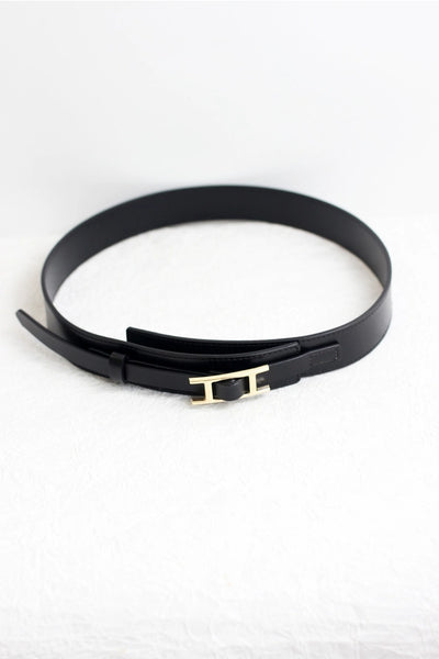 Classic Leather Belt with Statement Buckle
