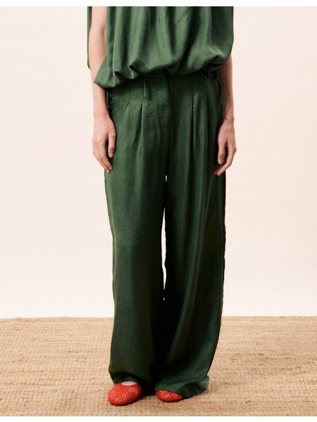 Lucina Pant