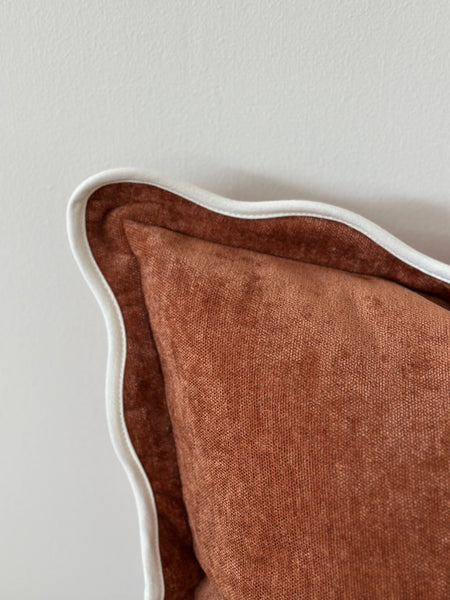 18" Chloe Rust Scalloped Edge Cushion Cover
