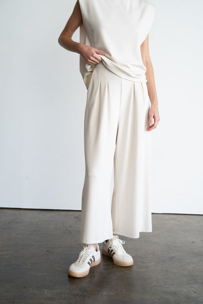 Pleated Wide Leg Sweatpants