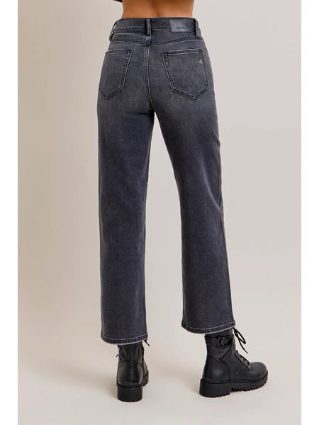 Charcoal Wash Clean Stretch 28” Inseam