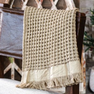KHAKI WAFFLE FRINGE THROW