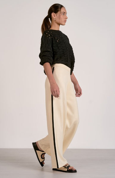 Wide Leg Contrast