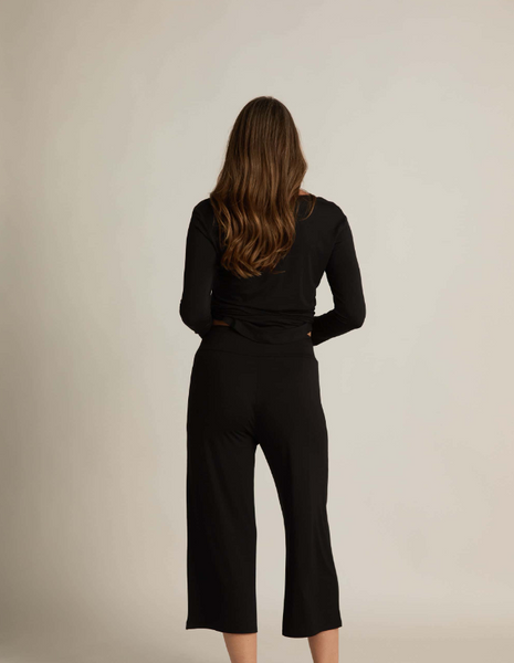 Wide-Leg Capri Pant