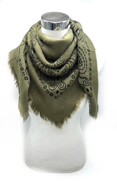 5467354-K3/K23 Square wool scarf with paisley pattern